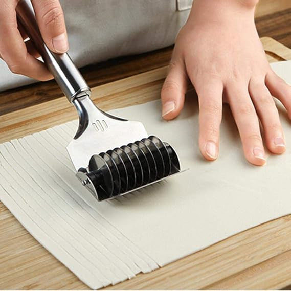 Stainless Steel Noodle Cutter & Slicer for Perfect Pasta