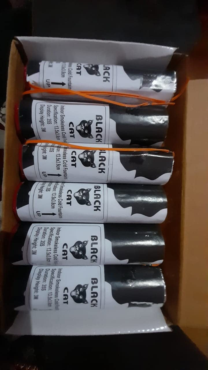 Black Cat Cold Pyro Rocket - Party Use, Pack of 1